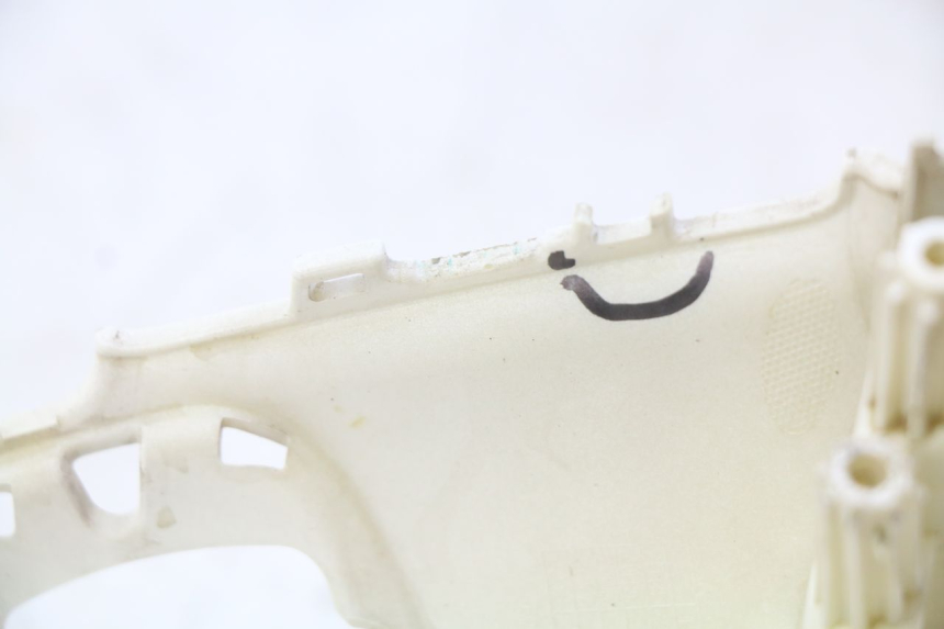 photo de COUVRE GUIDON ARRIERE PEUGEOT DJANGO 2T 50 (2014 - 2019)