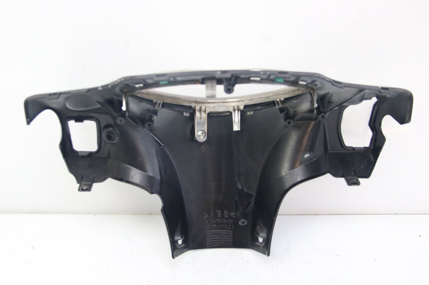 photo de COUVRE GUIDON ARRIERE YAMAHA D'ELIGHT DELIGHT 125 (2017 - 2020)