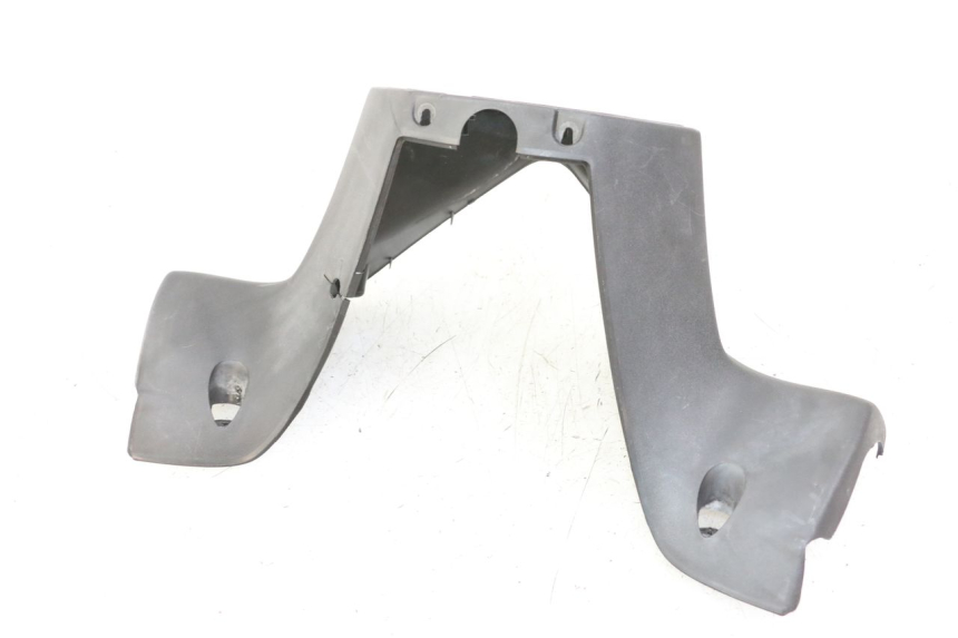 photo de COUVRE GUIDON ARRIERE PEUGEOT ELYSTAR 125 (2002 - 2007) - Autre angle de vue