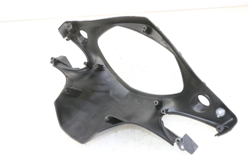 photo de COUVRE GUIDON ARRIERE MBK FLAME X 125 (2007 - 2016)
