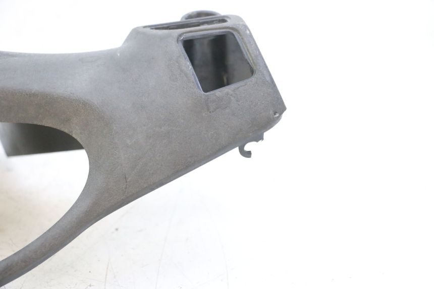 photo de COUVRE GUIDON ARRIERE PIAGGIO FLY 2T 50 (2004 - 2017)