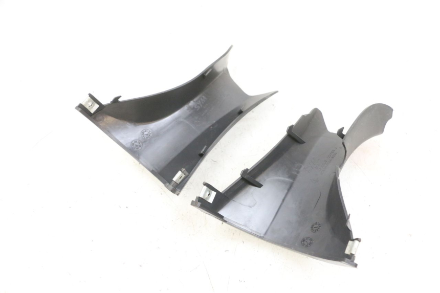 photo de COUVRE GUIDON ARRIERE SYM GTS EVO 125 (2009 - 2013) - Zoom état d’usage