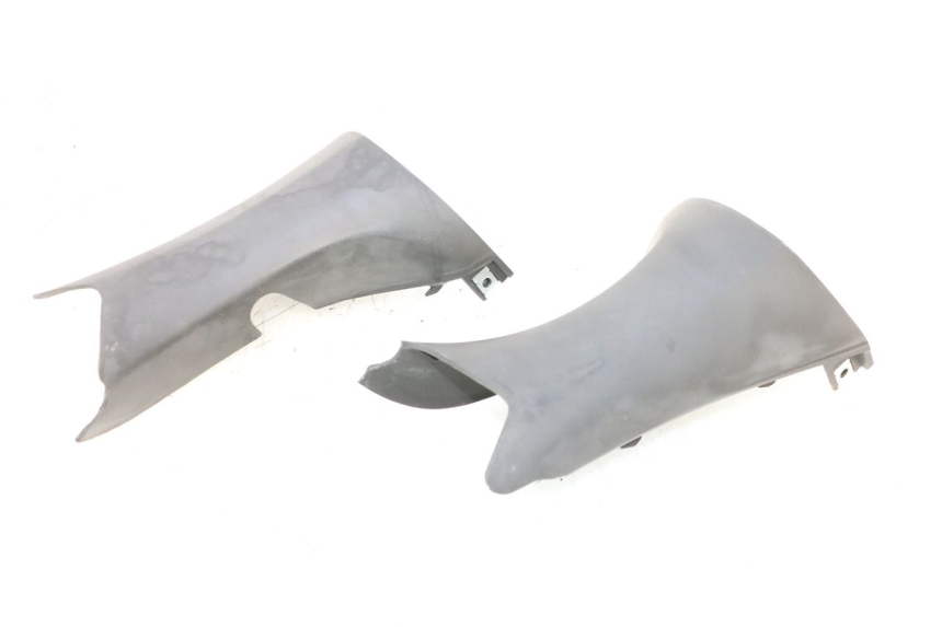 photo de COUVRE GUIDON ARRIERE SYM GTS EVO 125 (2009 - 2013) - Zoom état d’usage