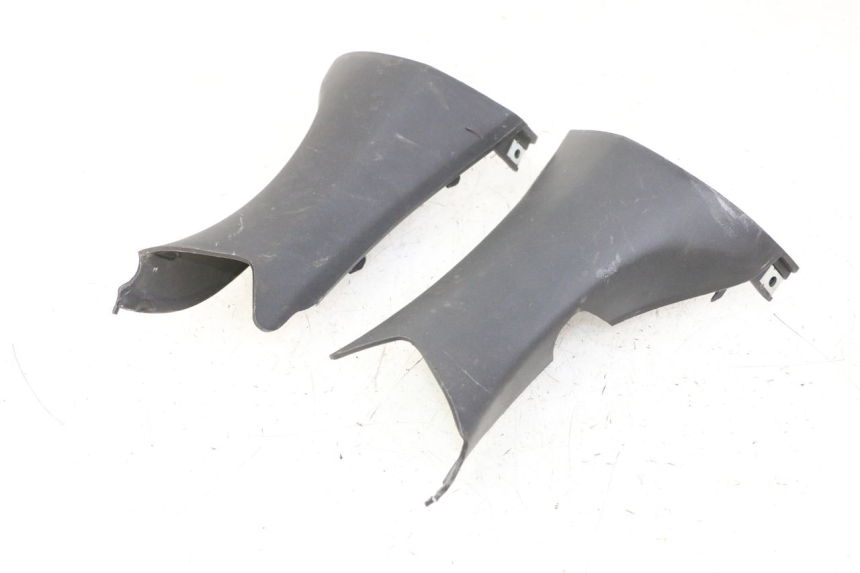photo de COUVRE GUIDON ARRIERE SYM JOYMAX 125 (2010 - 2017)
