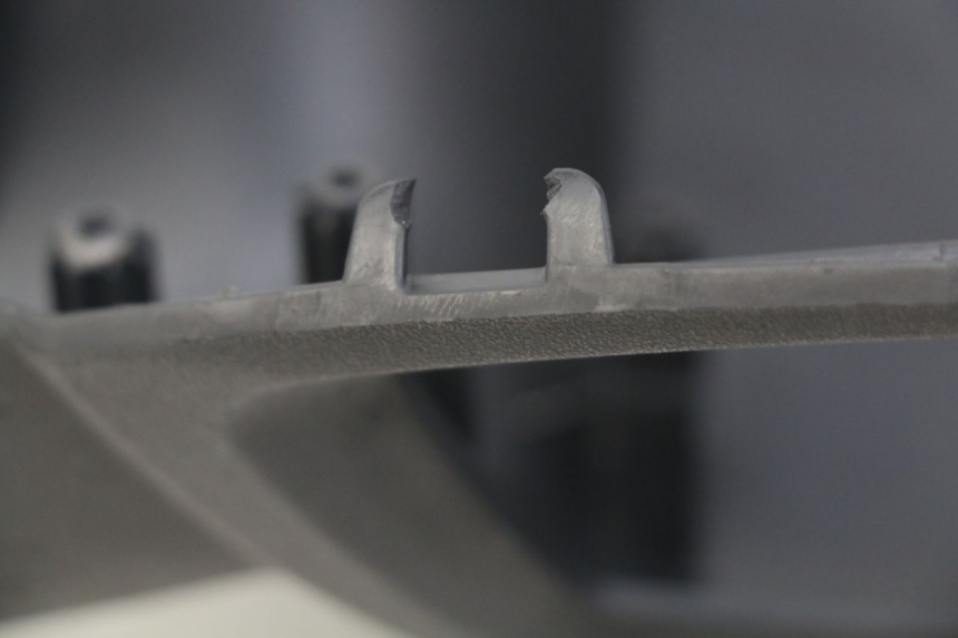 photo de COUVRE GUIDON ARRIERE PEUGEOT KISBEE 2T 50 (2010 - 2017)