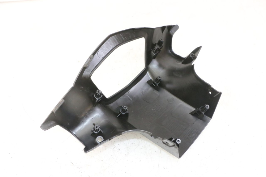 photo de COUVRE GUIDON ARRIERE PEUGEOT KISBEE 2T 50 (2018 - 2022)