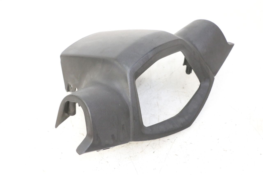 photo de COUVRE GUIDON ARRIERE PEUGEOT KISBEE 2T 50 (2010 - 2017)