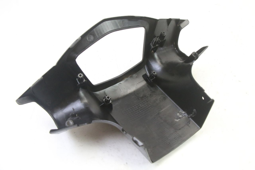 photo de COUVRE GUIDON ARRIERE PEUGEOT KISBEE 4T 50 (2018 - 2022)