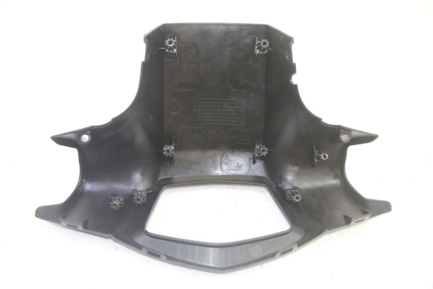 photo de COUVRE GUIDON ARRIERE PEUGEOT KISBEE 4T 50 (2018 - 2022) - Vue d’ensemble