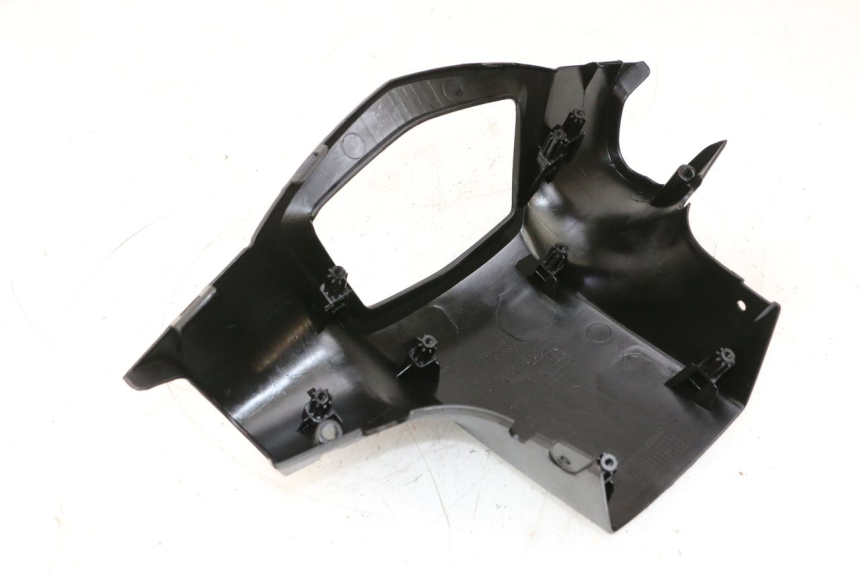 photo de COUVRE GUIDON ARRIERE PEUGEOT KISBEE 4T 50 (2010 - 2017) - Zoom état d’usage