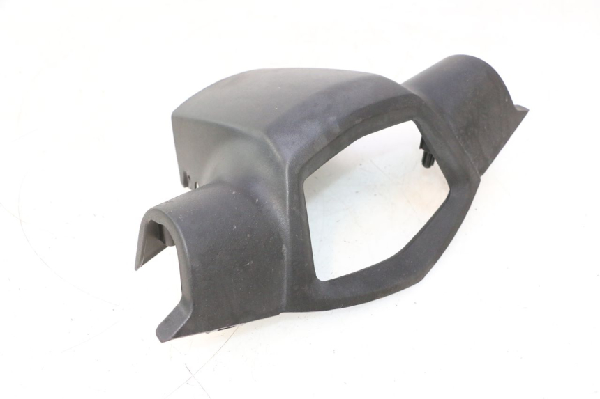 photo de COUVRE GUIDON ARRIERE PEUGEOT KISBEE 4T 50 (2023 - 2026) - Zoom état d’usage
