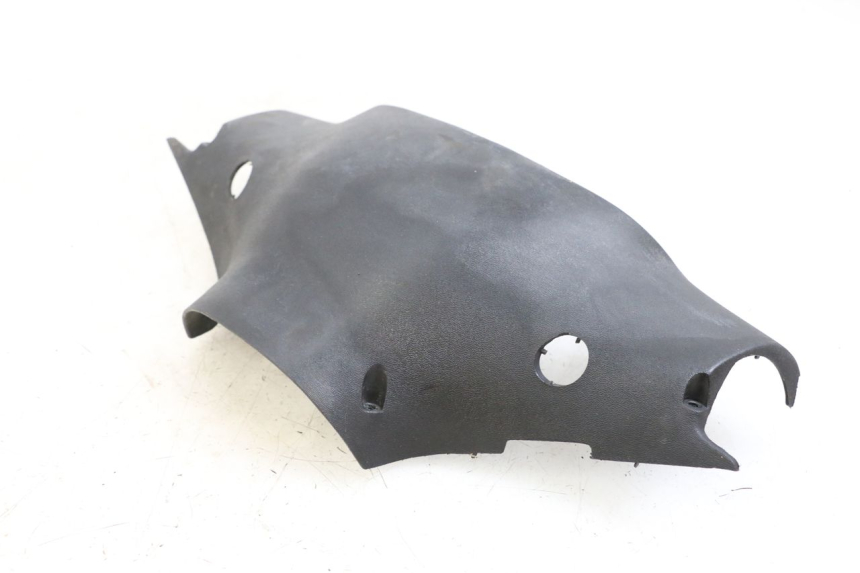 photo de COUVRE GUIDON ARRIERE RENAULT KOURANOS 125 (2001 - 2004)
