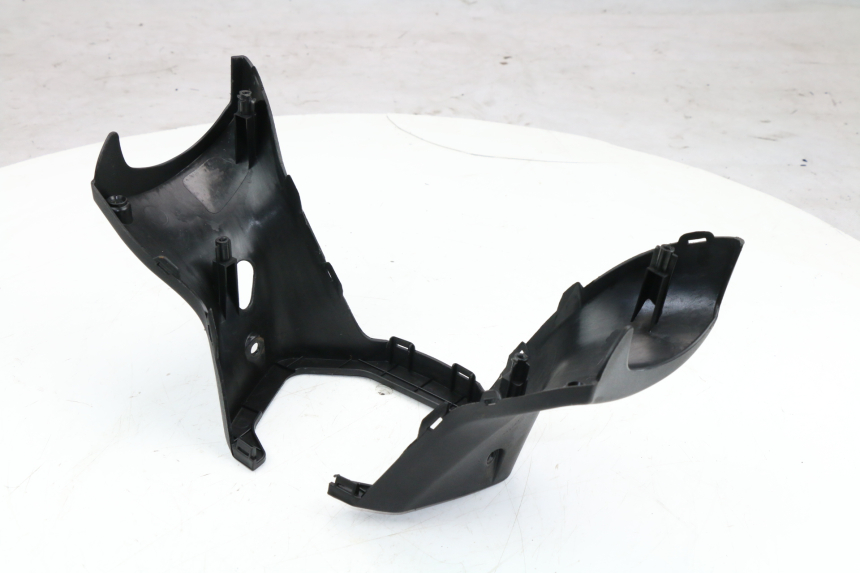 photo de COUVRE GUIDON ARRIERE KYMCO DINK STREET ABS 125 (2011 - 2018)