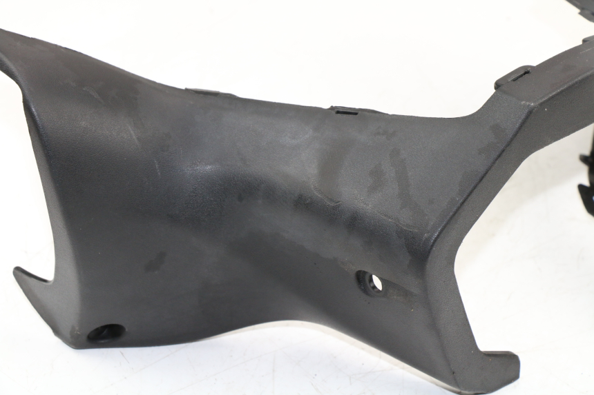 photo de COUVRE GUIDON ARRIERE KYMCO DINK STREET ABS 125 (2011 - 2018)