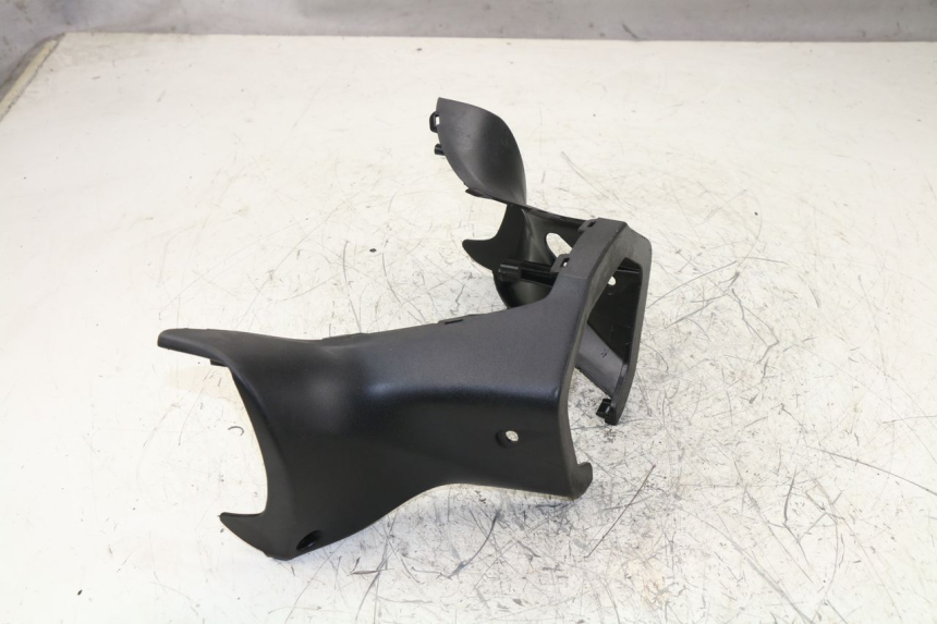 photo de COUVRE GUIDON ARRIERE KYMCO DINK STREET ABS 125 (2011 - 2018)