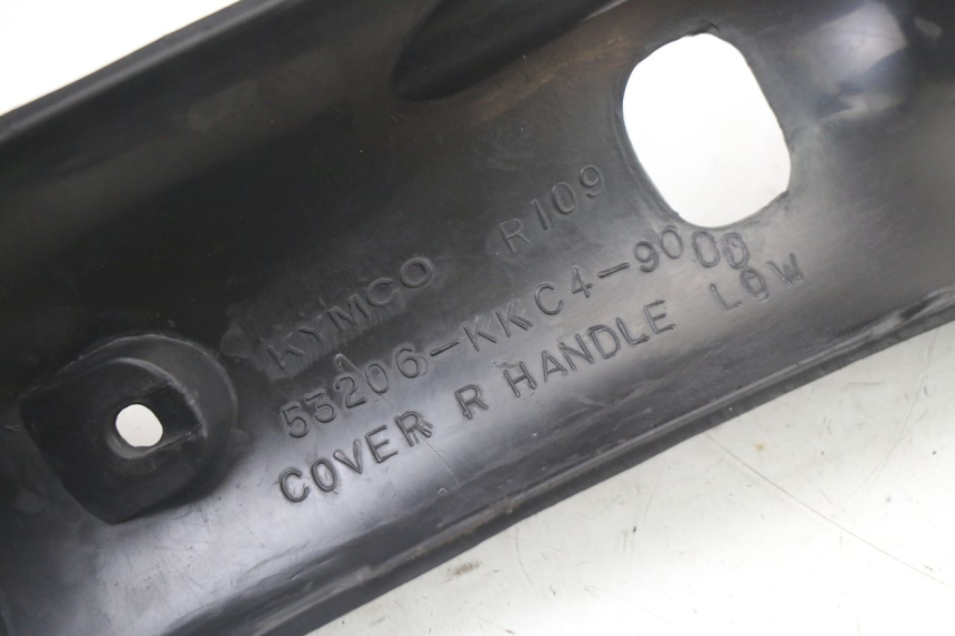 photo de COUVRE GUIDON ARRIERE KYMCO GRAND DINK 125 (2008 - 2014)