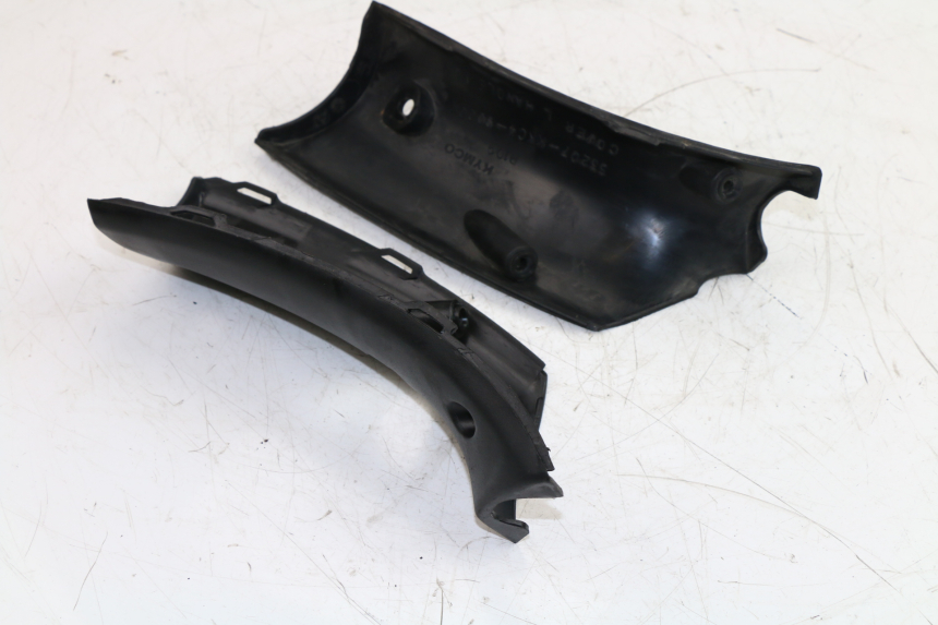 photo de COUVRE GUIDON ARRIERE KYMCO GRAND DINK 125 (2002 - 2007)