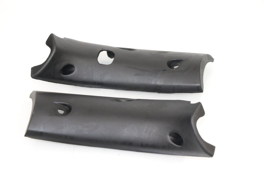 photo de COUVRE GUIDON ARRIERE KYMCO GRAND DINK 125 (2008 - 2014)
