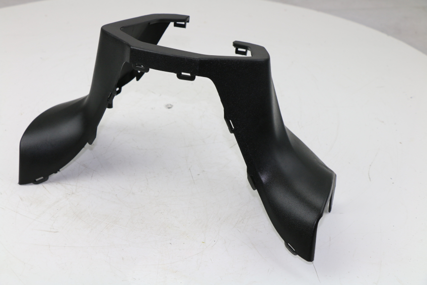 photo de COUVRE GUIDON ARRIERE KYMCO K-XCT 125 (2013 - 2017)