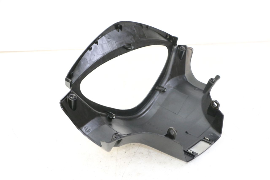 photo de COUVRE GUIDON ARRIERE KYMCO PEOPLE S 125 (2000 - 2008)