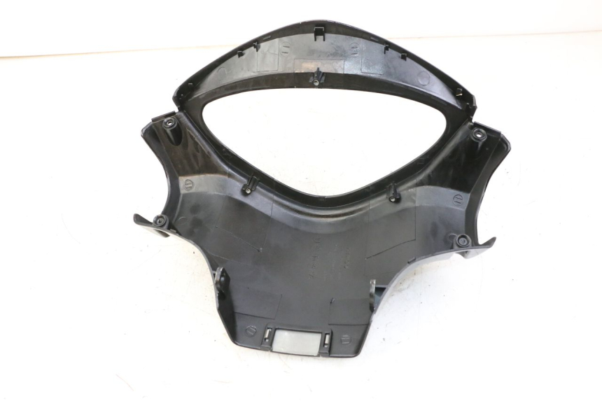 photo de COUVRE GUIDON ARRIERE KYMCO PEOPLE S 125 (2000 - 2008)