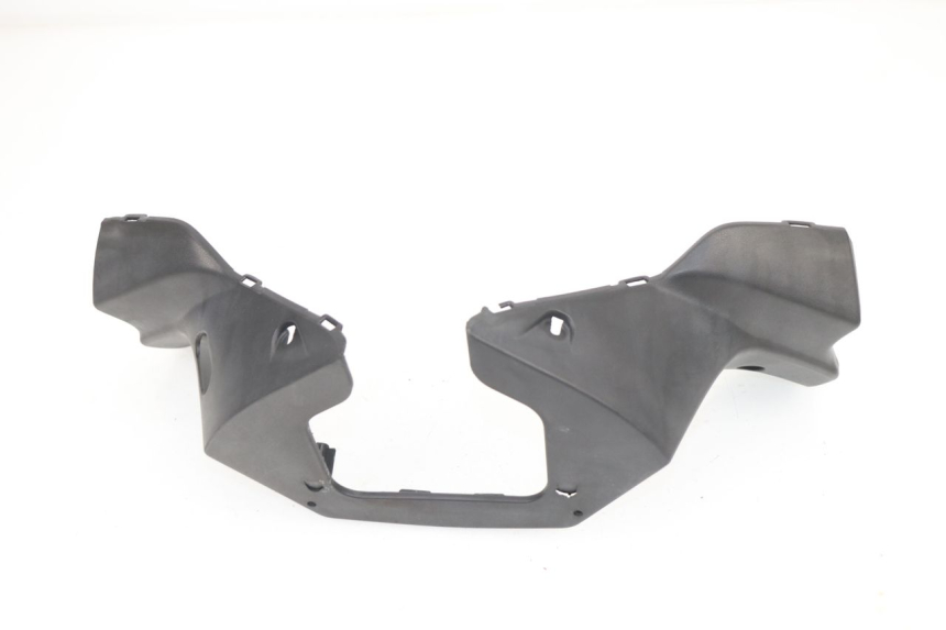 photo de COUVRE GUIDON ARRIERE KYMCO XCITING 500 (2007 - 2010)