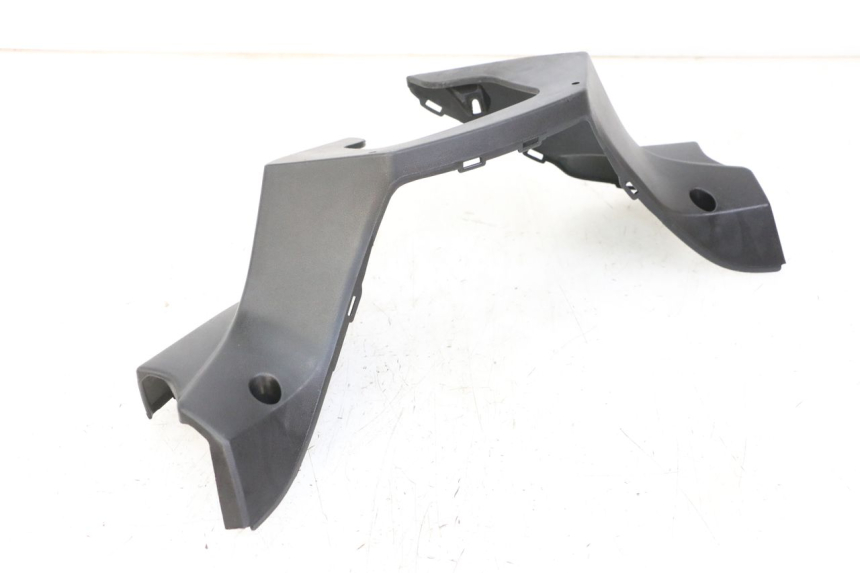 photo de COUVRE GUIDON ARRIERE KYMCO XCITING 500 (2007 - 2010)