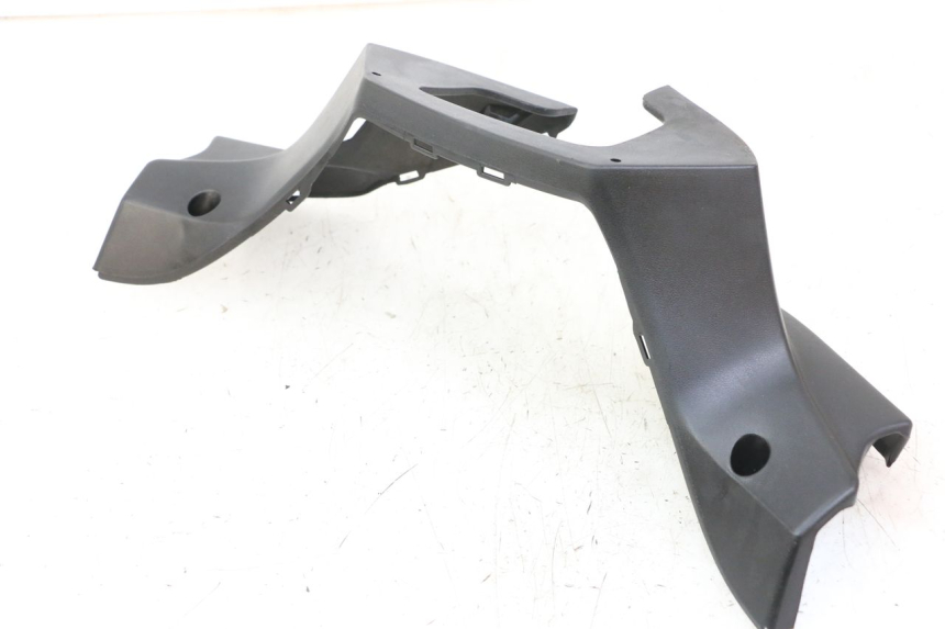 photo de COUVRE GUIDON ARRIERE KYMCO XCITING 500 (2007 - 2010)
