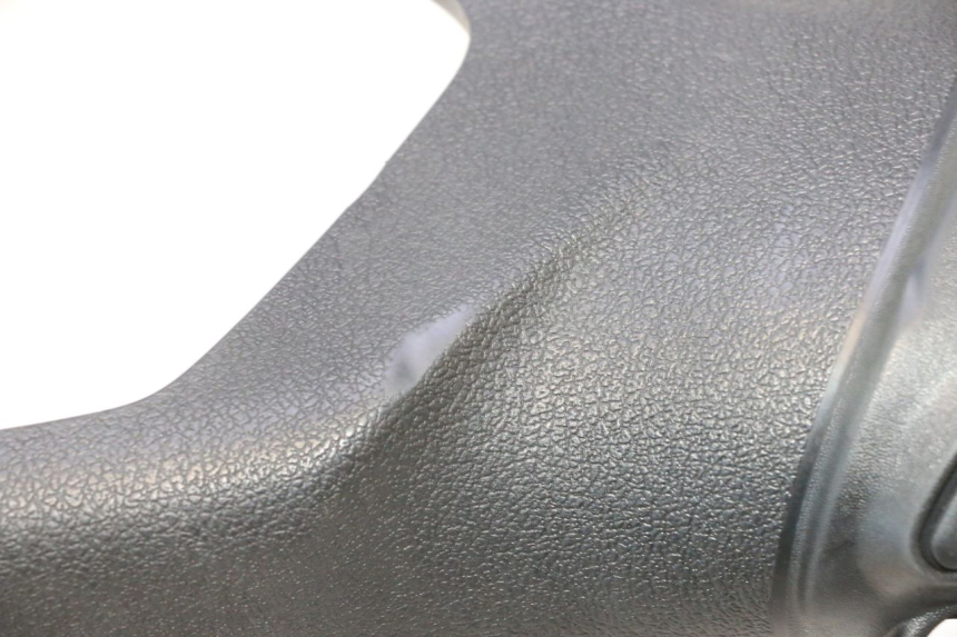 photo de COUVRE GUIDON ARRIERE PIAGGIO LIBERTY IGET 4T 50 (2021 - 2025) - Détail de la pièce