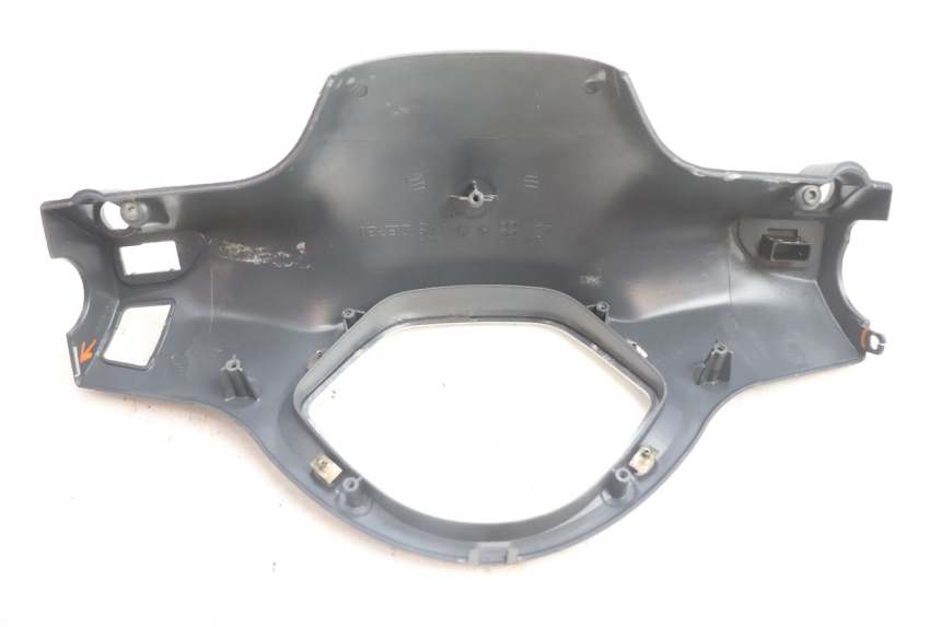 photo de COUVRE GUIDON ARRIERE PIAGGIO LIBERTY 125 (1998 - 2008) - Pièce contrôlée