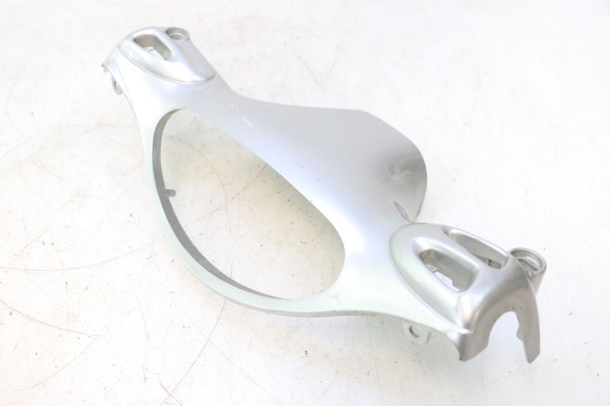 photo de COUVRE GUIDON ARRIERE PIAGGIO LIBERTY 50 (1998 - 2003) - Points de fixation