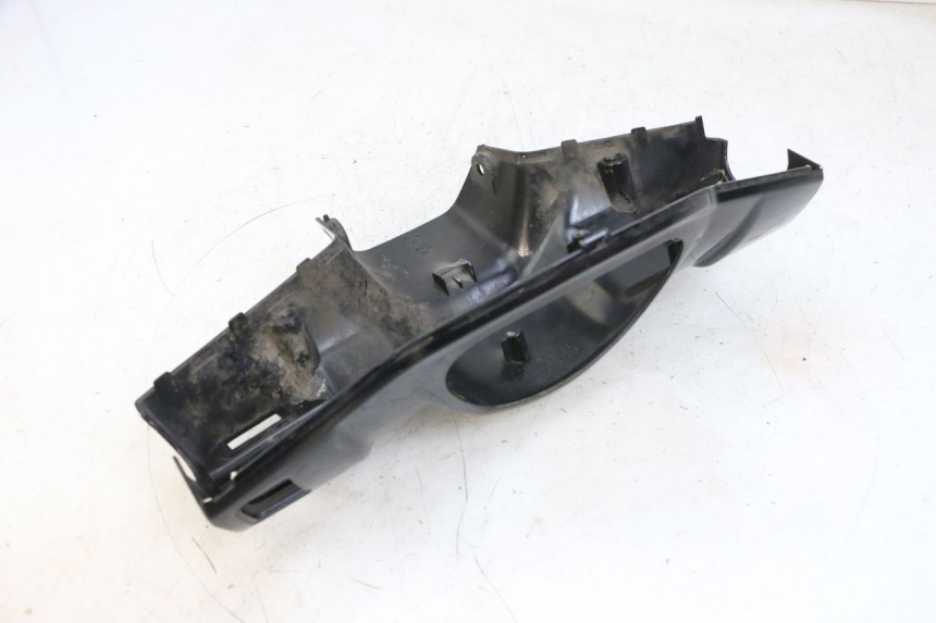 photo de COUVRE GUIDON ARRIERE KYMCO LIKE 125 (2009 - 2016) - Points de fixation