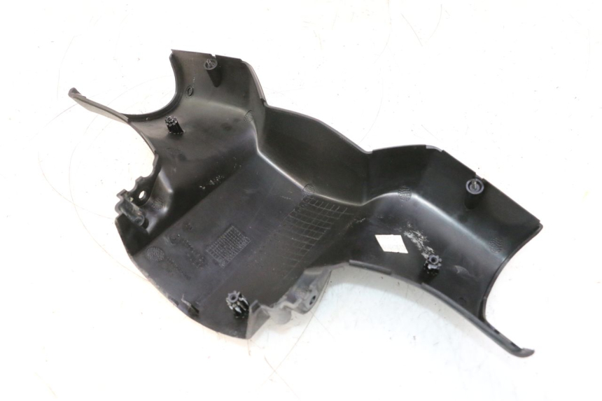 photo de COUVRE GUIDON ARRIERE PEUGEOT LUDIX PRO 2T 50 (2010 - 2017) - Points de fixation