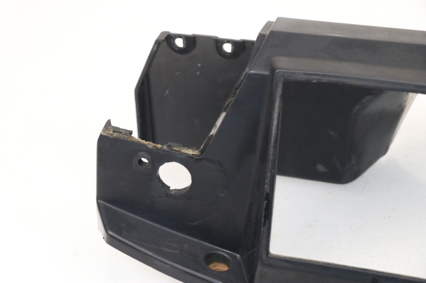 photo de COUVRE GUIDON ARRIERE MBK ACTIVE 80 (1991 - 1995)