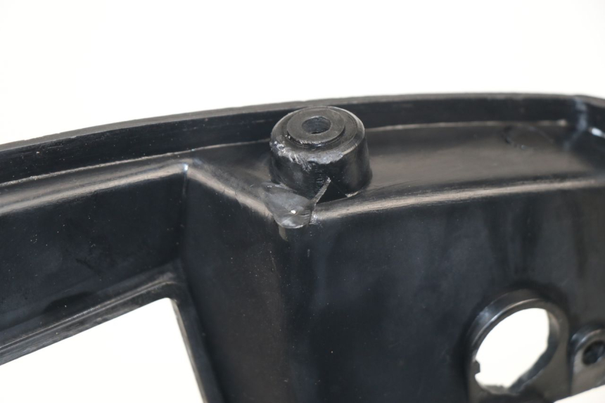photo de COUVRE GUIDON ARRIERE MBK ACTIVE 80 (1991 - 1995)