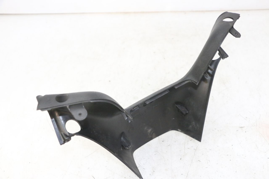 photo de COUVRE GUIDON ARRIERE PIAGGIO MP3 LT 300 (2010 - 2016)
