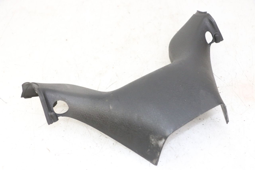 photo de COUVRE GUIDON ARRIERE PIAGGIO MP3 LT 300 (2010 - 2016)