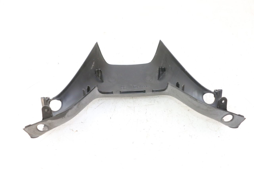 photo de COUVRE GUIDON ARRIERE PIAGGIO MP3 LT 300 (2010 - 2016) - Autre angle de vue