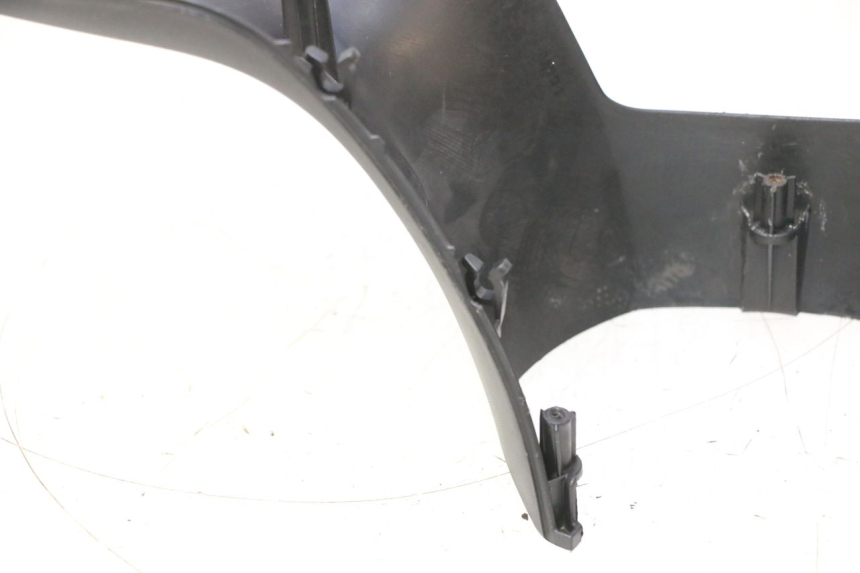 photo de COUVRE GUIDON ARRIERE PIAGGIO MP3 500 (2016 - 2018) - Vue produit