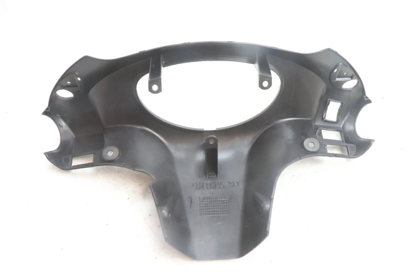 photo de COUVRE GUIDON ARRIERE YAMAHA NEO'S NEOS 2T 50 (1998 - 2007) - Autre angle de vue