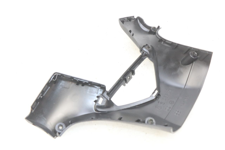 photo de COUVRE GUIDON ARRIERE GILERA NEXUS 125 (2009 - 2013)