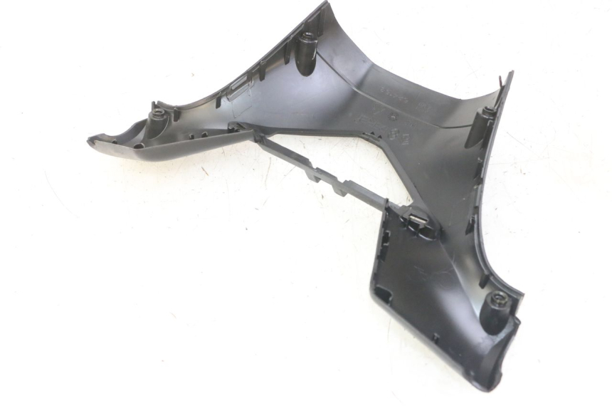 photo de COUVRE GUIDON ARRIERE GILERA NEXUS 125 (2009 - 2013)
