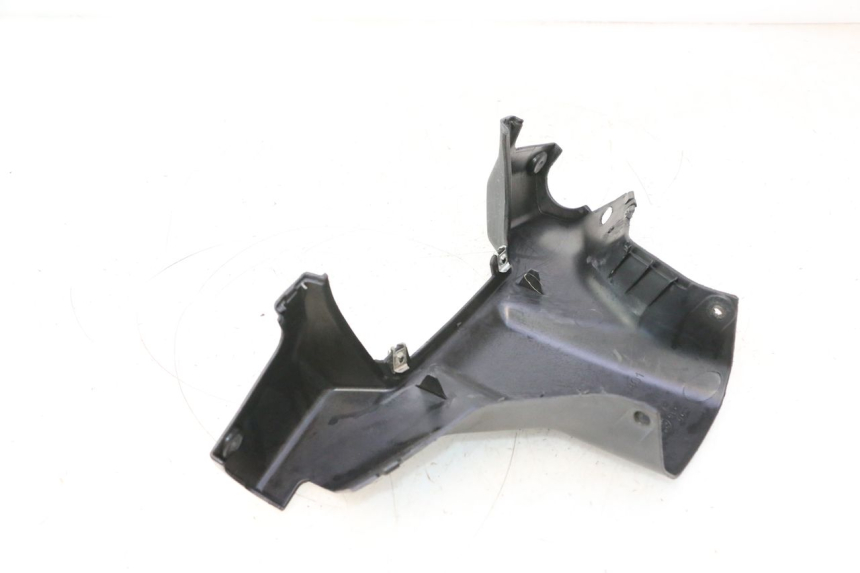 photo de COUVRE GUIDON ARRIERE MBK NITRO 50 (2004 - 2008) - Autre angle de vue