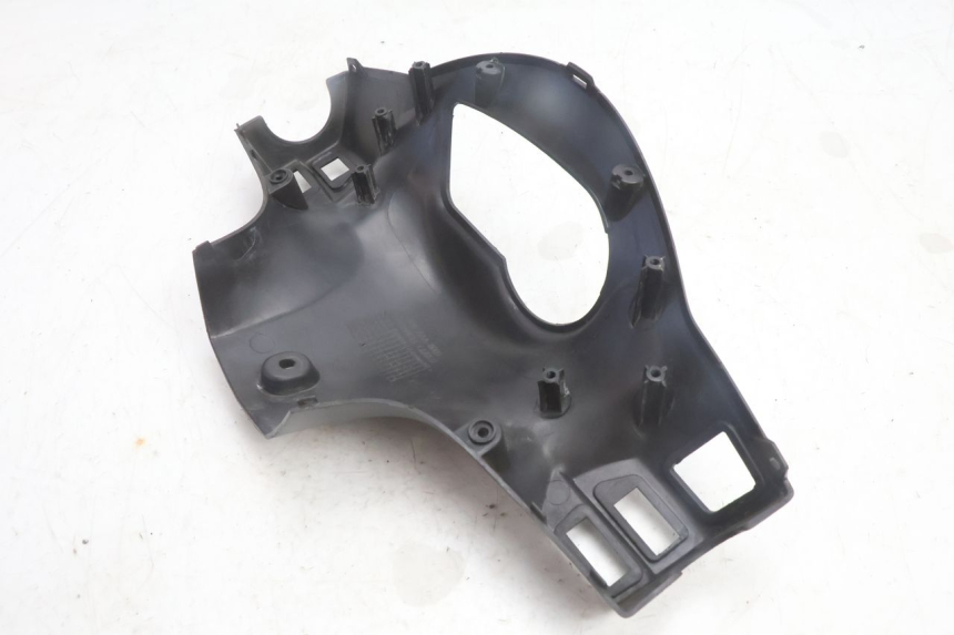 photo de COUVRE GUIDON ARRIERE SYM ORBIT 2 4T 50 (2008 - 2017) - Autre angle de vue