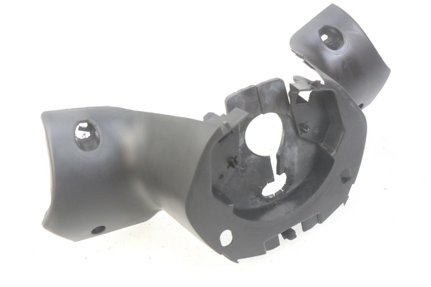 photo de COUVRE GUIDON ARRIERE PEUGEOT CITYSTAR 125 (2011 - 2017)