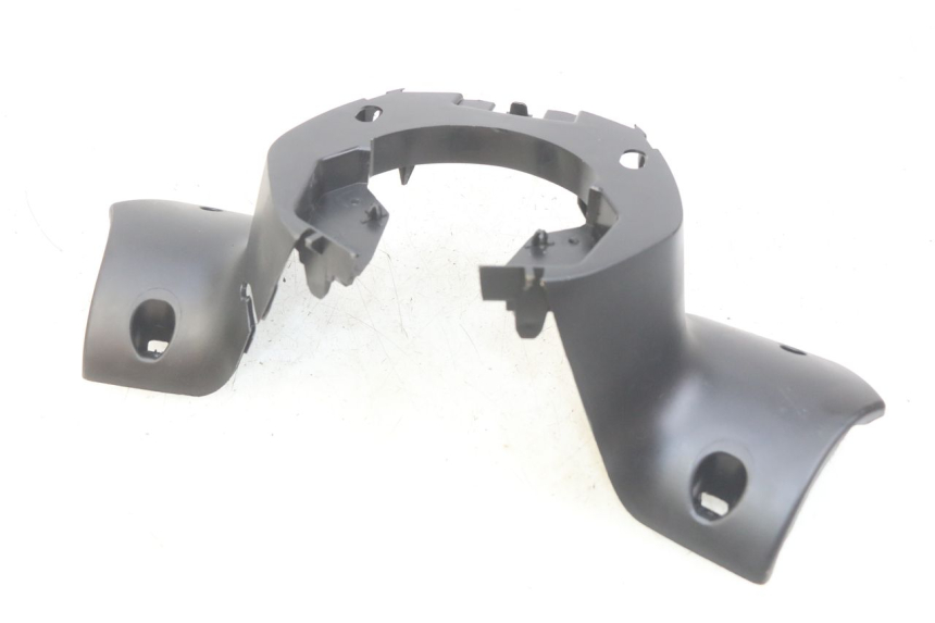 photo de COUVRE GUIDON ARRIERE PEUGEOT CITYSTAR AIR 125 (2014 - 2017)