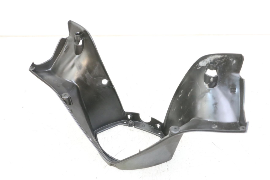 photo de COUVRE GUIDON ARRIERE PEUGEOT ELYSTAR 125 (2002 - 2007)