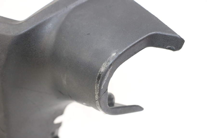 photo de COUVRE GUIDON ARRIERE PEUGEOT KISBEE 2T 50 (2018 - 2022)
