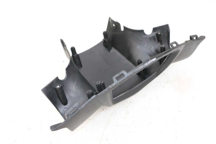 photo de COUVRE GUIDON ARRIERE PEUGEOT KISBEE 2T 50 (2018 - 2022)