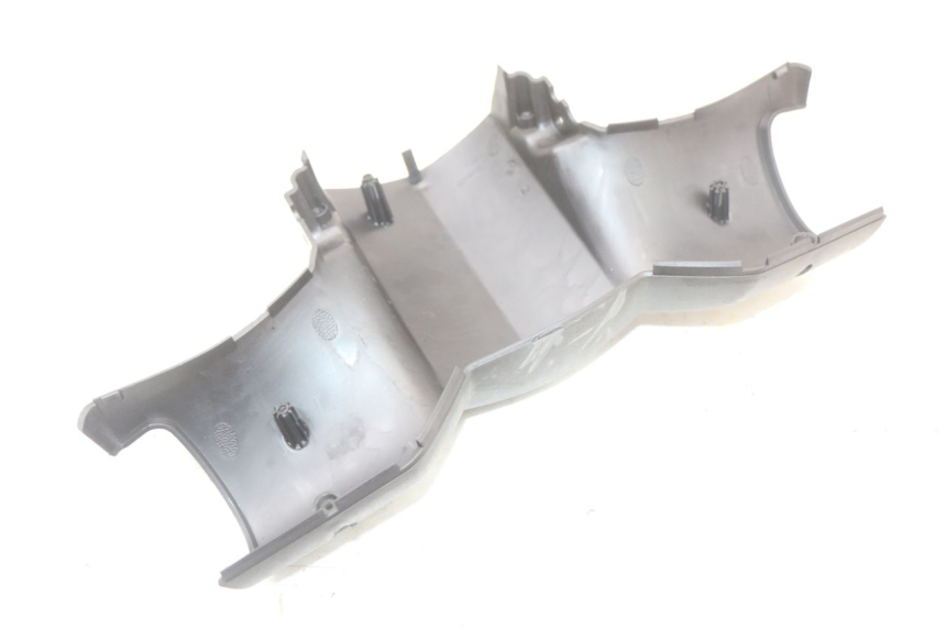 photo de COUVRE GUIDON ARRIERE PEUGEOT LUDIX 50 (2005 - 2007)